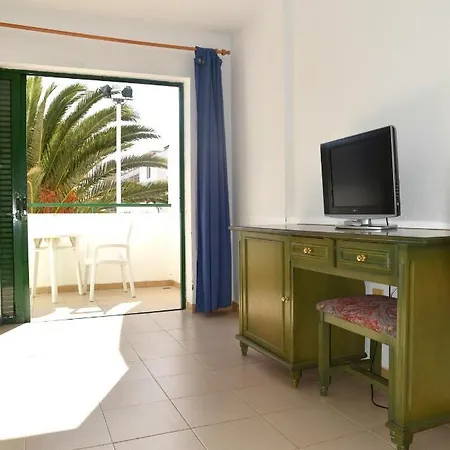 Sunny Silencio Park Apartment *